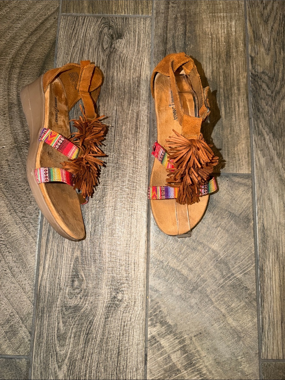 Minnetonka Tan Suede leather Fringe Sandals with Multicolor Straps 1.75”